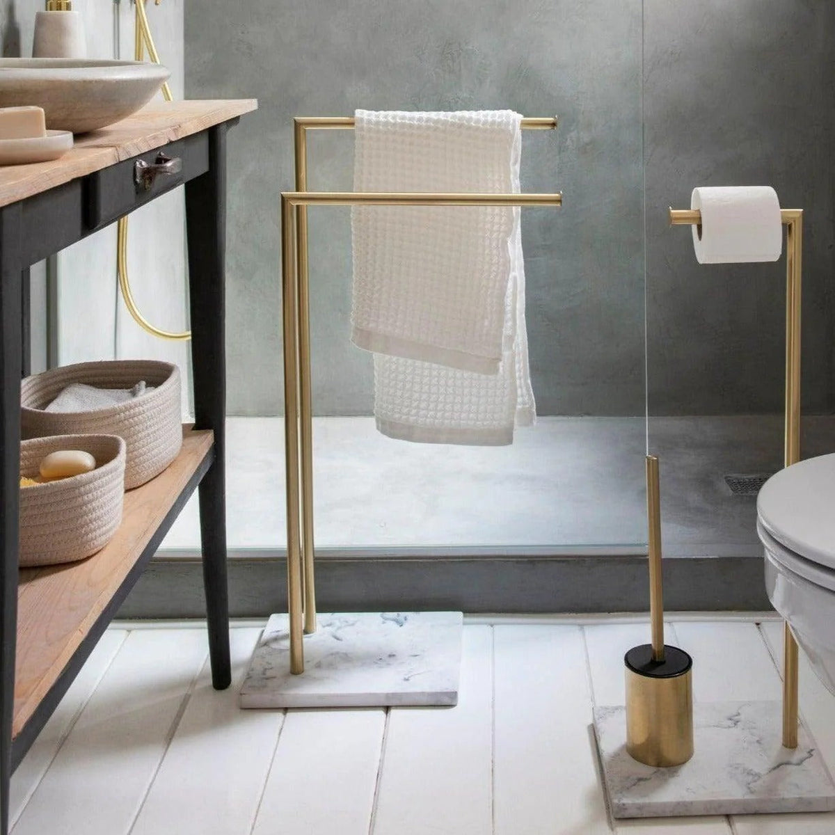 Livrena Towel Rack